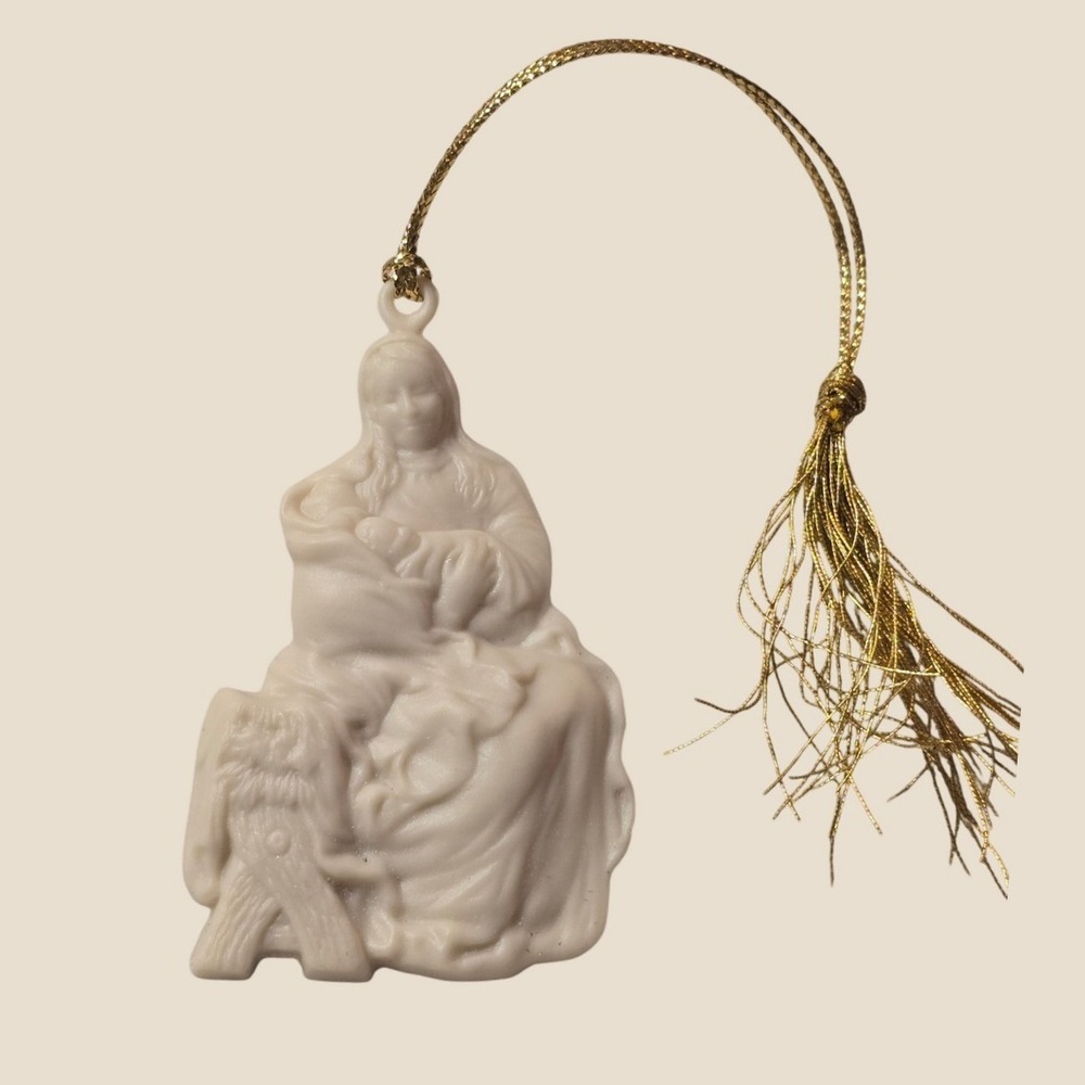 Lenox Renaissance Nativity Mary and Child Ivory China Ornament with Box